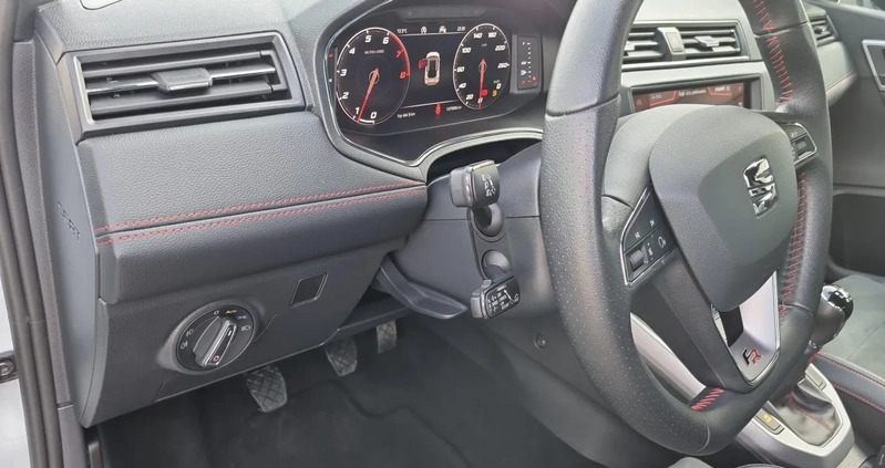 Seat Arona cena 79900 przebieg: 137000, rok produkcji 2019 z Krosno Odrzańskie małe 121